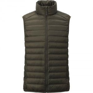 Жилетка Uniqlo men ultra light down vest OLIVE